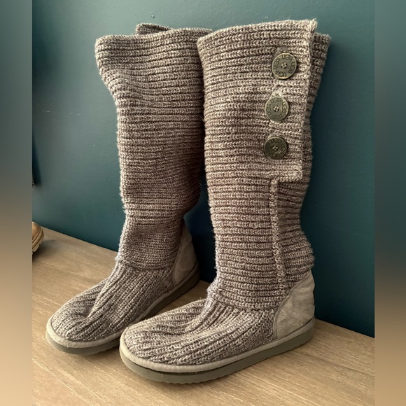 UGG Shoes - Ugg Women's Australia Classic Cardy Tall Gray Sweater Knit Boots Size 10